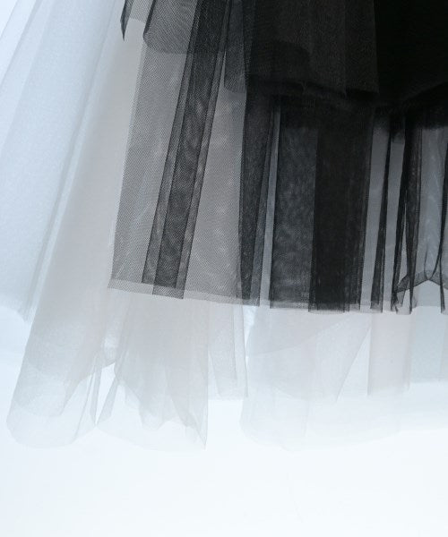 noir kei ninomiya กระโปรงยาวถึงเข่า