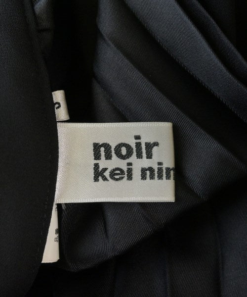 noir kei ninomiya กระโปรงยาวถึงเข่า