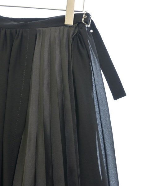 noir kei ninomiya กระโปรงยาวถึงเข่า