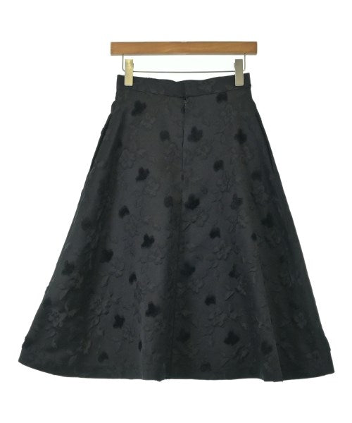 noir kei ninomiya กระโปรงยาวถึงเข่า