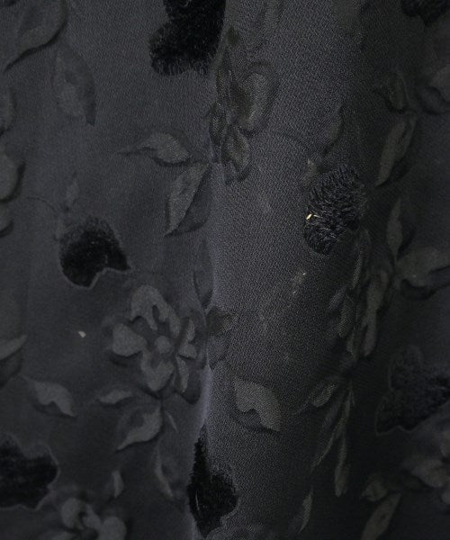 noir kei ninomiya กระโปรงยาวถึงเข่า
