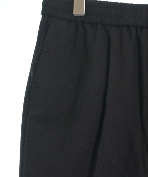 ami กางเกง อื่น