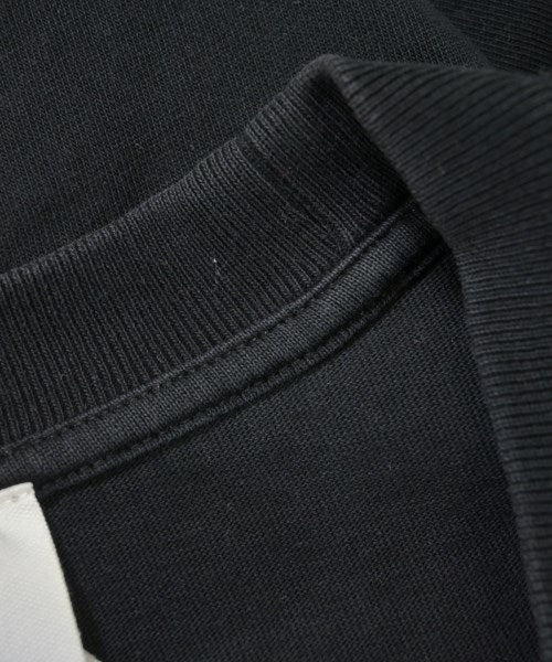 ami เสื้อยืด/เสื้อท็อปส์