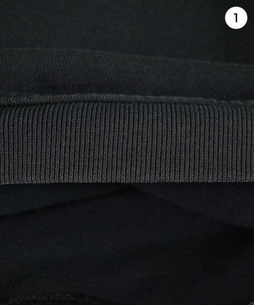 ami เสื้อยืด/เสื้อท็อปส์