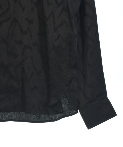 SAINTLAURENT เสื้อลำลอง