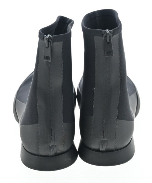 THE ROW รองเท้าผ้าใบ