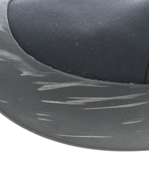 THE ROW รองเท้าผ้าใบ