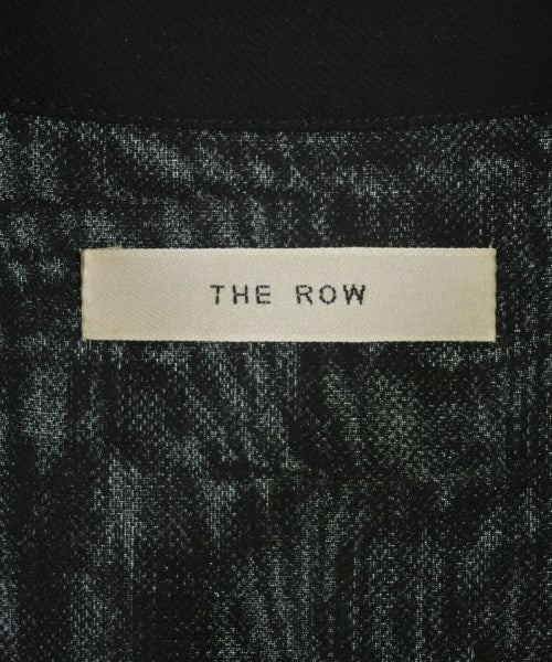 THE ROW เสื้อลำลอง