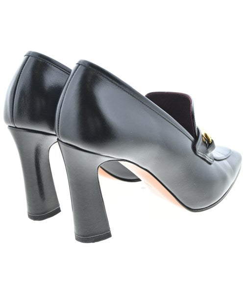 THE ROW รองเท้าส้นสูง