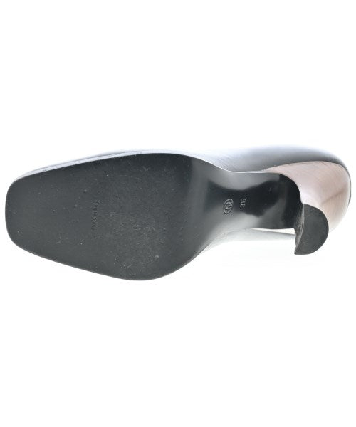 THE ROW รองเท้าส้นสูง