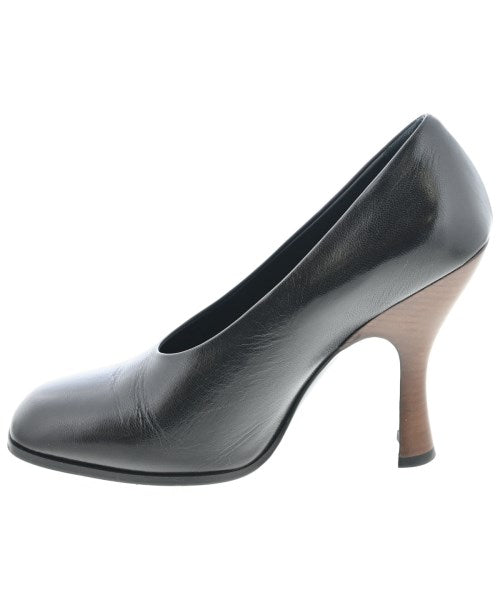 THE ROW รองเท้าส้นสูง