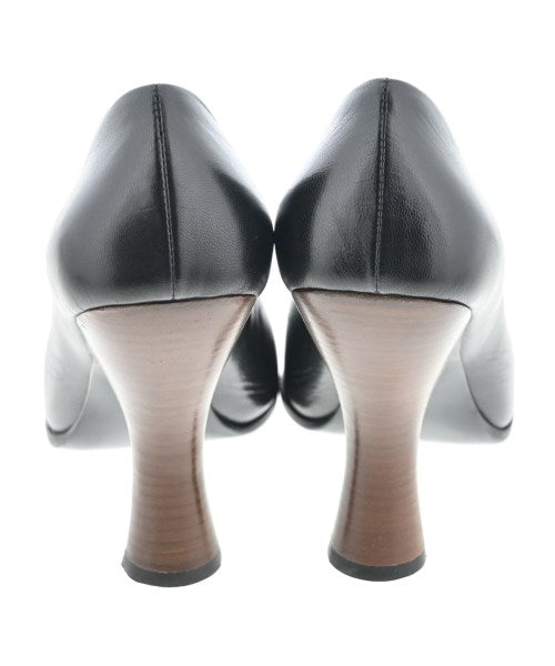 THE ROW รองเท้าส้นสูง