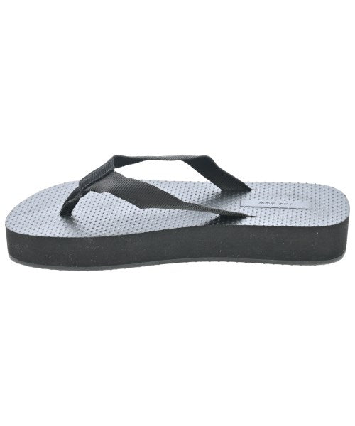 THE ROW รองเท้าแตะ