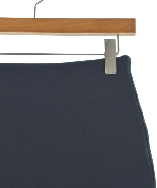 THE ROW กระโปรงยาวถึงเข่า