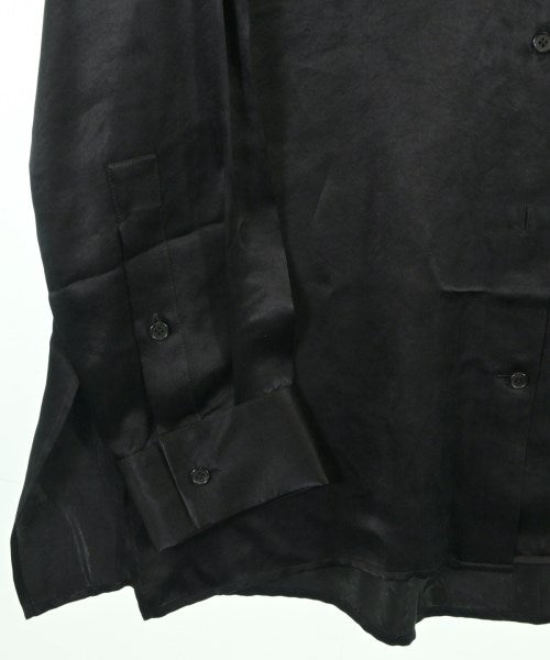 THE ROW เสื้อลำลอง