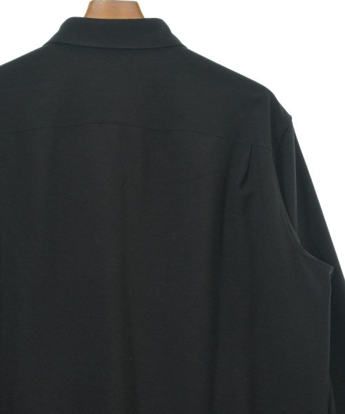 THE ROW เสื้อลำลอง