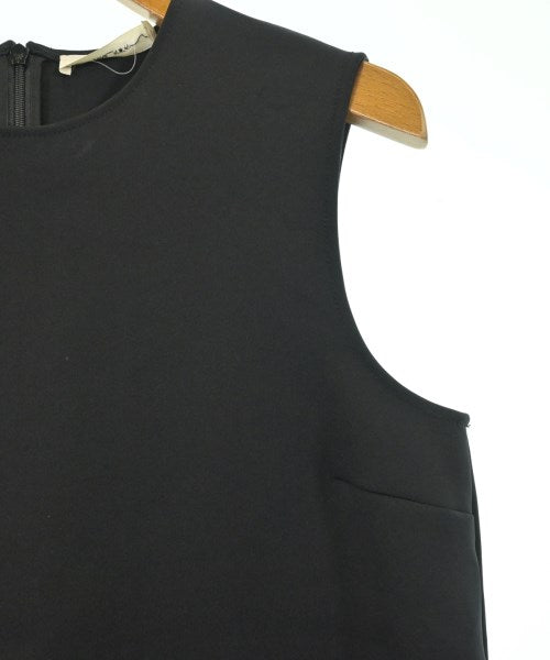 THE ROW เสื้อลำลอง