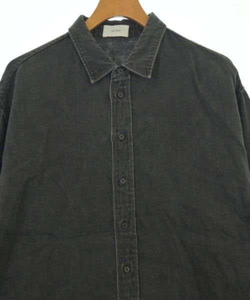 THE ROW เสื้อลำลอง