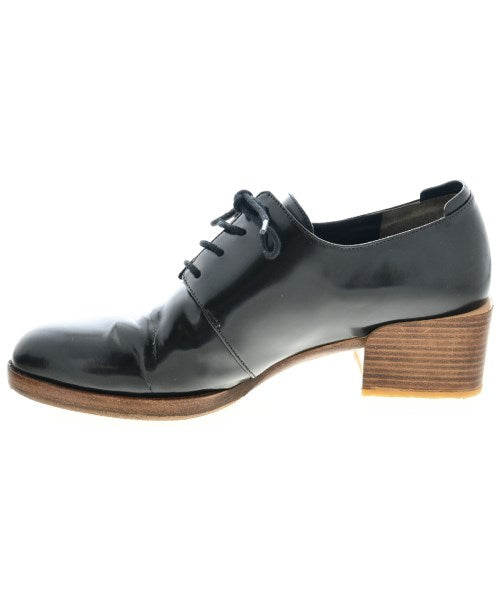 3.1 Phillip Lim รองเท้าสวมทางการ