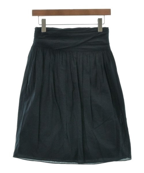 3.1 Phillip Lim กระโปรงยาวถึงเข่า