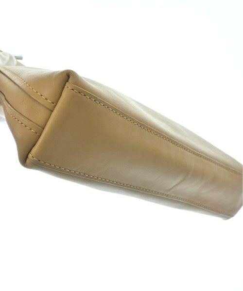 3.1 Phillip Lim คลัตช์