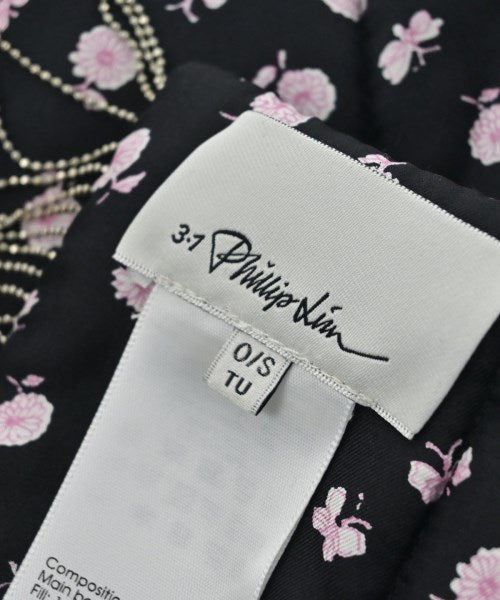 3.1 Phillip Lim ผ้าคลุมไหล่