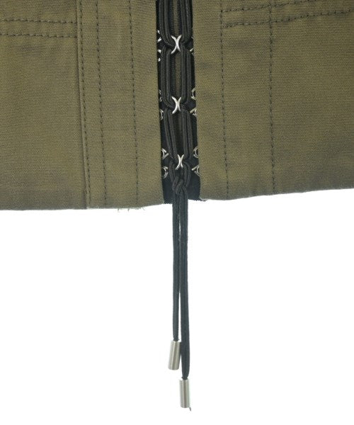 3.1 Phillip Lim กระโปรงยาวถึงเข่า