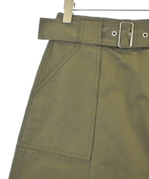 3.1 Phillip Lim กระโปรงยาวถึงเข่า