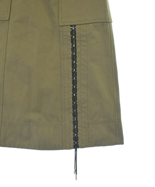 3.1 Phillip Lim กระโปรงยาวถึงเข่า