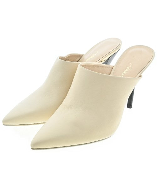 3.1 Phillip Lim รองเท้าส้นสูง