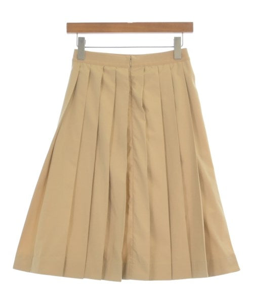 3.1 Phillip Lim กระโปรงยาวถึงเข่า