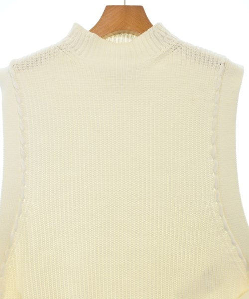 3.1 Phillip Lim เสื้อกั๊ก