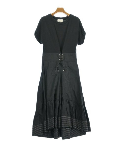 3.1 Phillip Lim ชุดเดรส