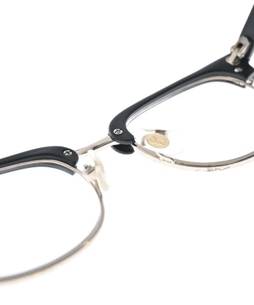 3.1 Phillip Lim แว่นกันแดด