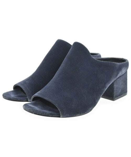3.1 Phillip Lim รองเท้าแตะ