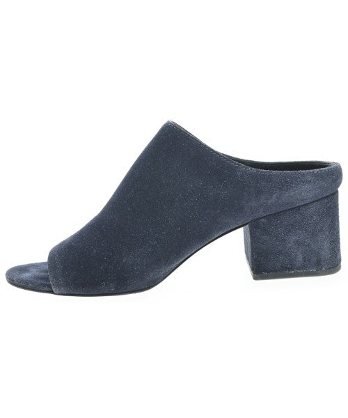 3.1 Phillip Lim รองเท้าแตะ