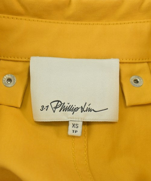 3.1 Phillip Lim เสื้อกันฝน