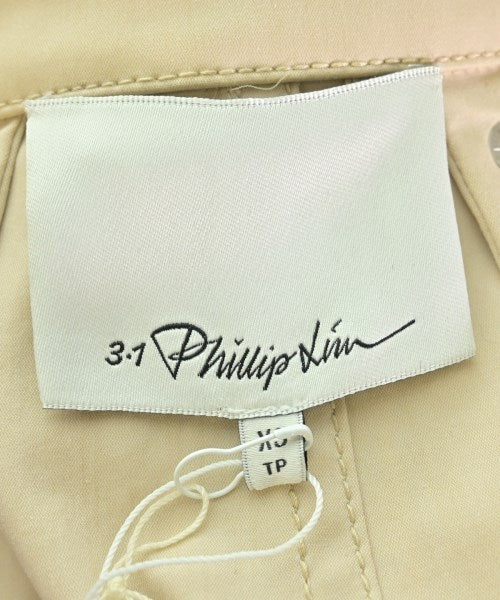 3.1 Phillip Lim เสื้อกันฝน