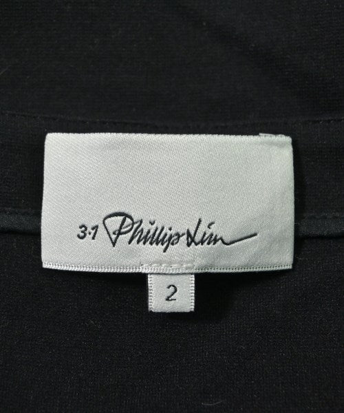3.1 Phillip Lim กระโปรงยาวถึงเข่า