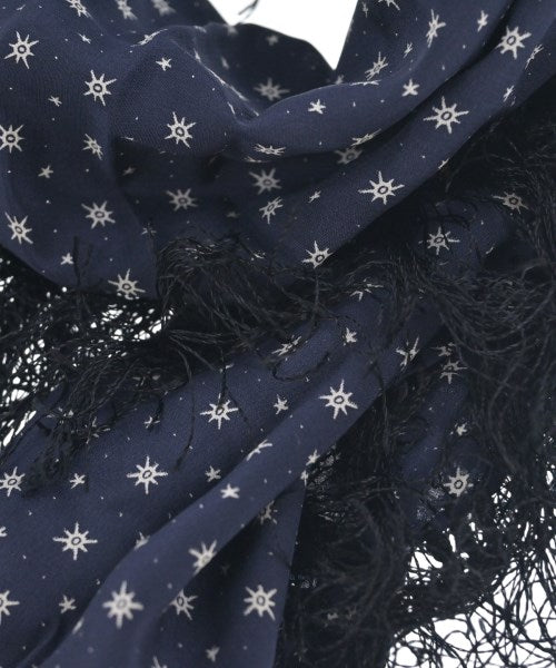 3.1 Phillip Lim ผ้าคลุมไหล่