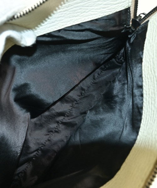 3.1 Phillip Lim คลัตช์