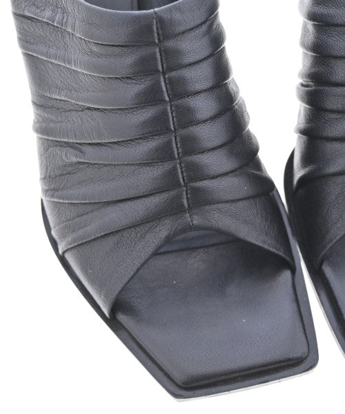 3.1 Phillip Lim รองเท้าแตะ