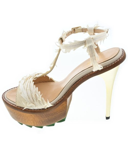 UNDER COVER รองเท้าส้นสูง