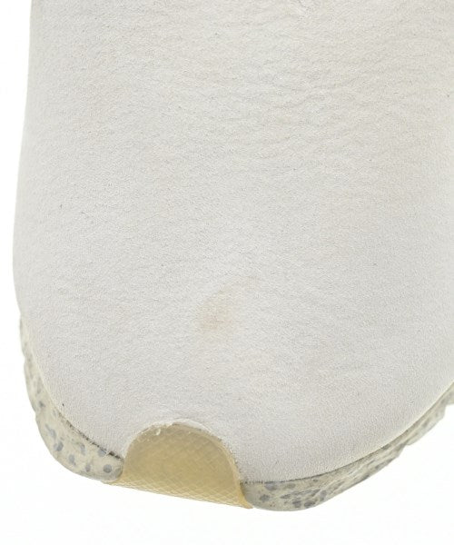 UNDER COVER รองเท้าผ้าใบ