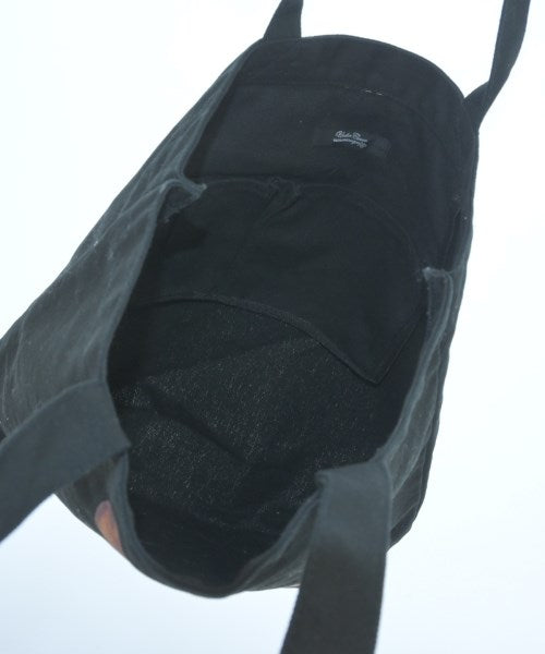 UNDER COVER กระเป๋าถือขนาดใหญ่