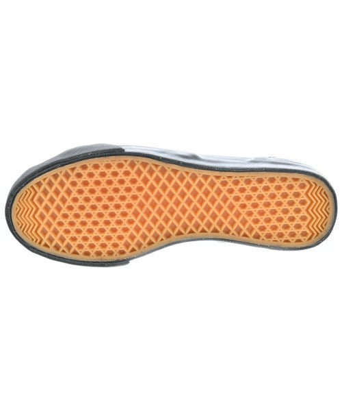 UNDER COVER รองเท้าผ้าใบ