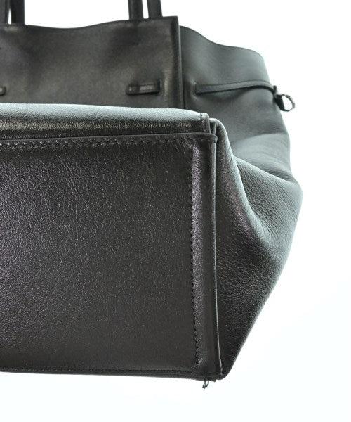 GIVENCHY กระเป๋าถือขนาดใหญ่
