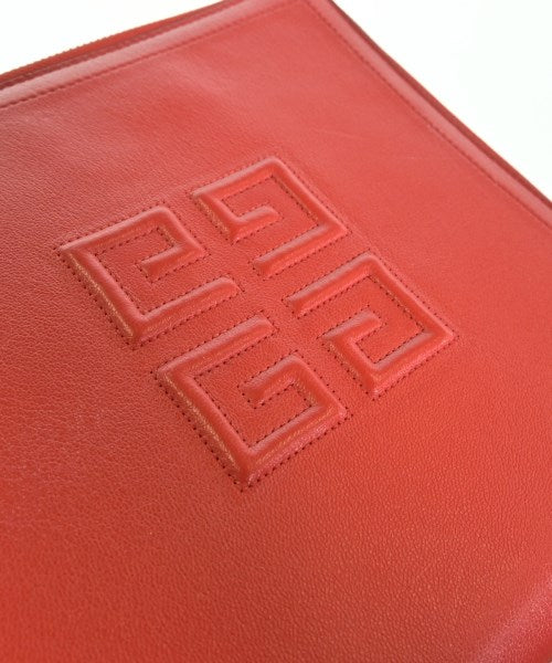 GIVENCHY คลัตช์