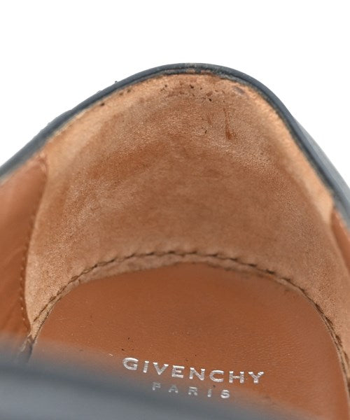 GIVENCHY รองเท้าผ้าใบ