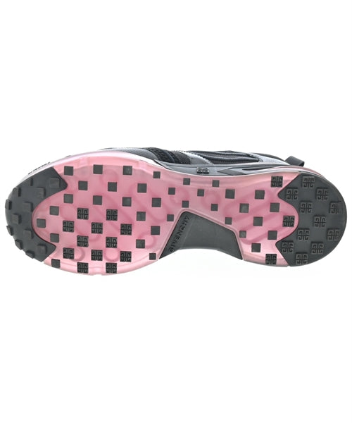 GIVENCHY รองเท้าผ้าใบ